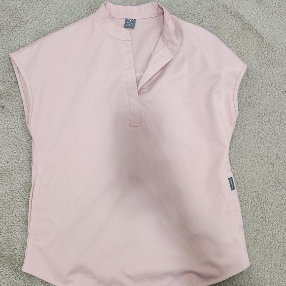 NiaaHinn Women's Scrub SET Jogger Pant and Top - Picture 3 of 5